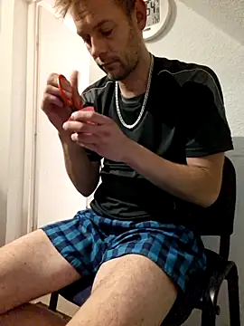 Snapshot of Percy_ohv chatting on October 2025 05:55:02 PM Percy ohv online show from October 2025 05:55:02 PM