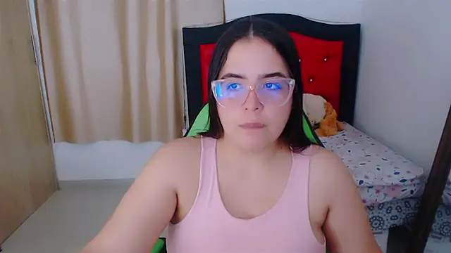 Snapshot of _alicia_z chatting on December 2024 06:16:02 PM alicia z online show from December 2024 06:16:02 PM