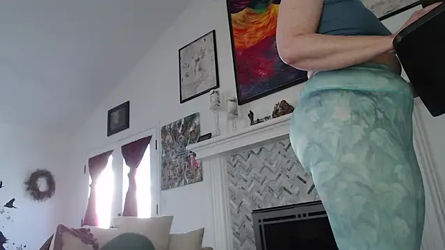 AuroraWillows online show from March 2025 03:52:01 PM