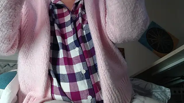 AuroraWillows online show from February 2026 04:49:02 AM