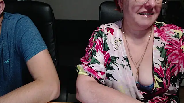 JoannaAndNeighbour online show from October 2025 09:35:02 AM