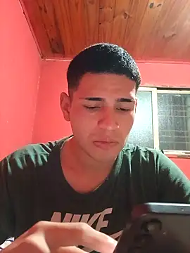 Snapshot of ynose2 chatting on September 2025 11:26:02 PM ynose2 online show from September 2025 11:26:02 PM