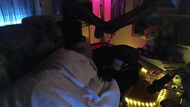 Snapshot of SpicyJoint chatting on March 2025 01:11:02 AM SpicyJoint online show from March 2025 01:11:02 AM