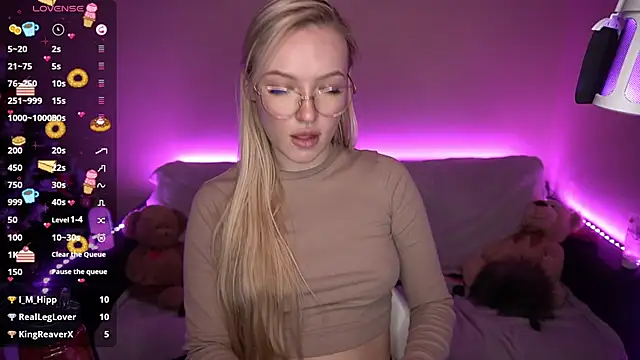 Snapshot of AmandaFiree chatting on December 2024 03:24:02 PM AmandaFiree online show from December 2024 03:24:02 PM