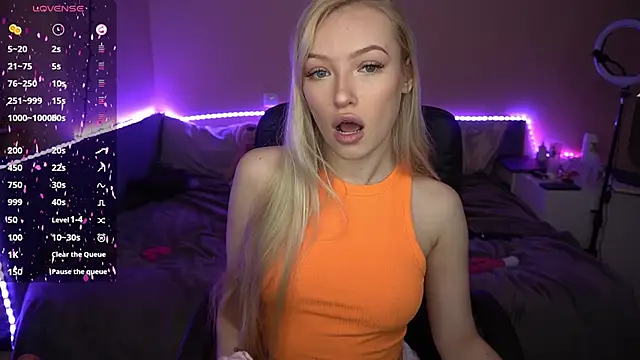 Snapshot of AmandaFiree chatting on March 2025 07:19:01 AM AmandaFiree online show from March 2025 07:19:01 AM