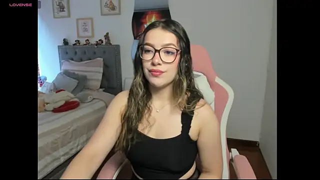 Snapshot of samysweet_8 chatting on October 2025 02:47:01 PM samysweet 8 online show from October 2025 02:47:01 PM