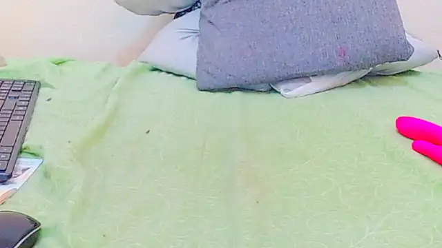 Camilexxx online show from January 2025 06:38:02 PM