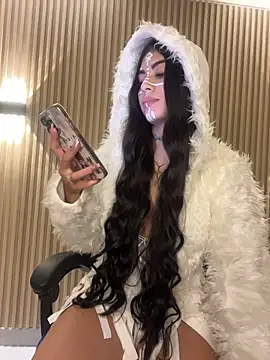 Sarasanders 4 online show from October 2025 03:45:02 AM