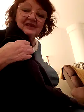 sheerazade online show from December 2024 10:51:02 PM