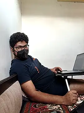 Snapshot of thebrownboi01 chatting on November 2025 06:16:02 AM thebrownboi01 online show from November 2025 06:16:02 AM