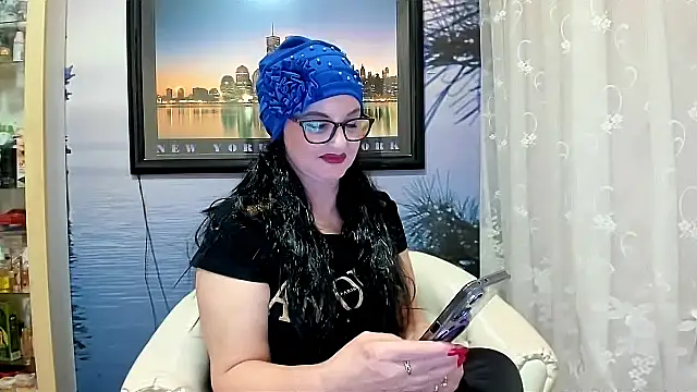 Snapshot of Mature4you44 chatting on February 2025 08:48:01 AM Mature4you44 online show from February 2025 08:48:01 AM