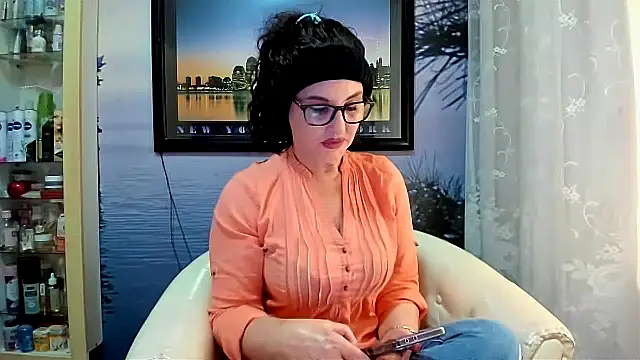 Snapshot of Mature4you44 chatting on February 2025 09:10:01 AM Mature4you44 online show from February 2025 09:10:01 AM