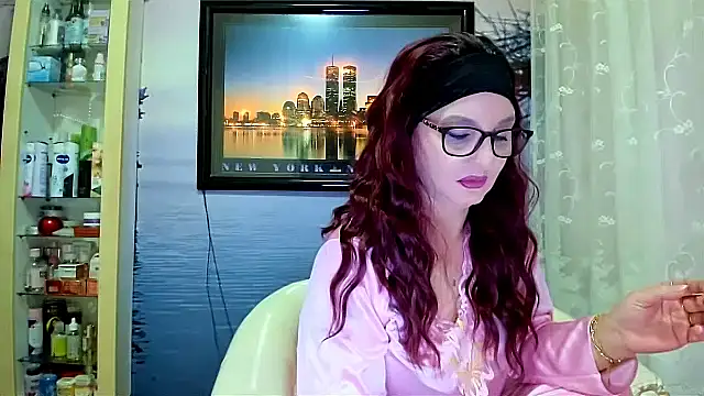 Snapshot of Mature4you44 chatting on February 2025 07:44:02 AM Mature4you44 online show from February 2025 07:44:02 AM