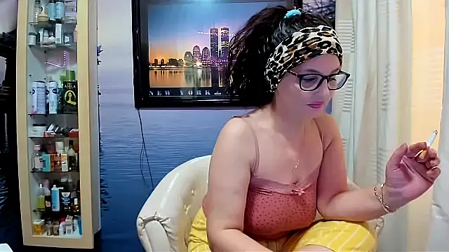 Snapshot of Mature4you44 chatting on March 2025 08:18:02 AM Mature4you44 online show from March 2025 08:18:02 AM