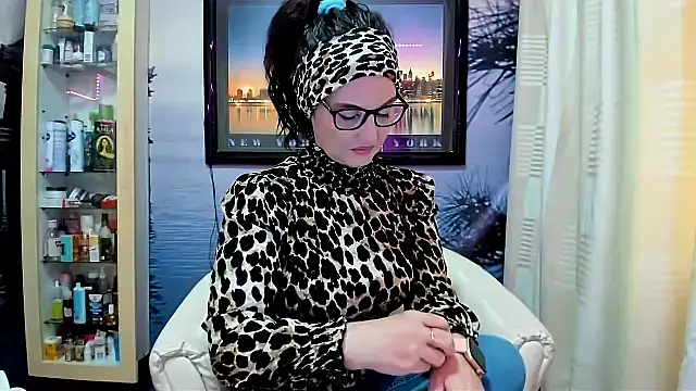 Snapshot of Mature4you44 chatting on March 2025 08:59:01 AM Mature4you44 online show from March 2025 08:59:01 AM