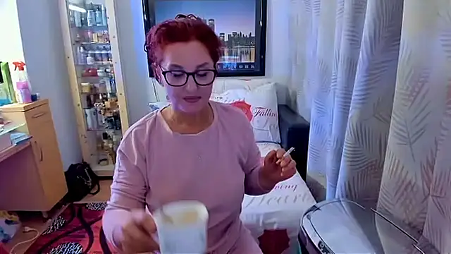 Snapshot of Mature4you44 chatting on September 2025 06:35:01 AM Mature4you44 online show from September 2025 06:35:01 AM