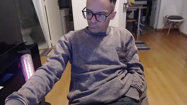 Snapshot of guachin_hunk chatting on May 2026 06:34:02 PM guachin hunk online show from May 2026 06:34:02 PM