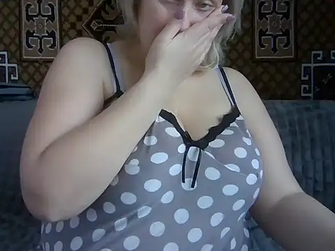 Diana Britt online show from March 2025 06:12:02 AM