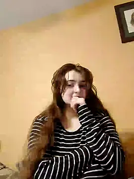 Snapshot of Snowbunnycake_131 chatting on December 2024 09:44:01 PM Snowbunnycake 131 online show from December 2024 09:44:01 PM