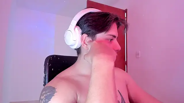 Giordano Russo online show from September 2025 05:15:02 PM