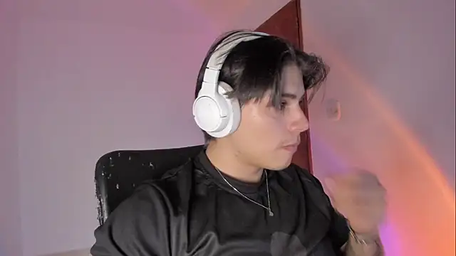 Giordano Russo online show from March 2026 03:22:02 AM