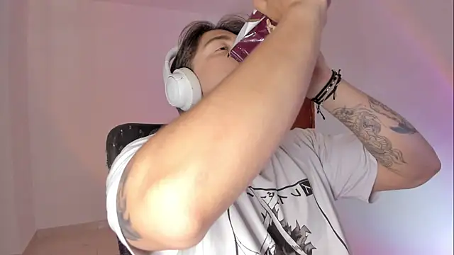 Giordano Russo online show from April 2026 02:55:02 PM