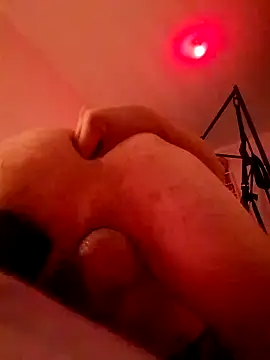 Snapshot of Manulingus chatting on September 2025 10:45:01 PM Manulingus online show from September 2025 10:45:01 PM