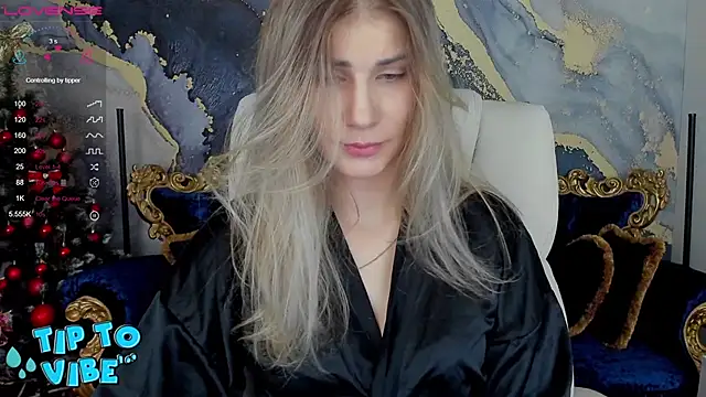 CassandraGood online show from December 2024 11:46:02 PM