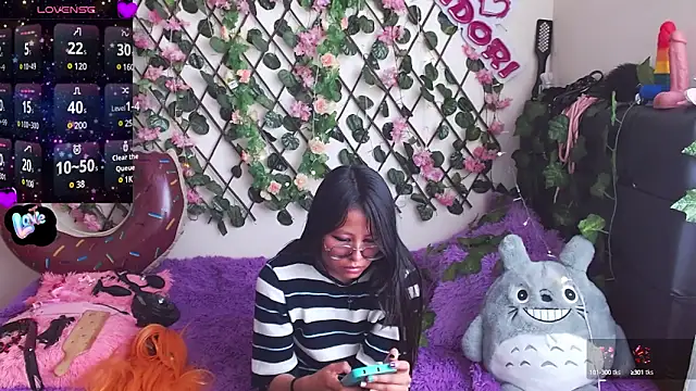 MidoriQuiinn online show from January 2025 05:04:02 PM