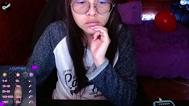 MidoriQuiinn online show from April 2026 02:44:02 PM