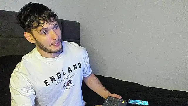 alejandro  2 online show from December 2025 08:29:01 PM