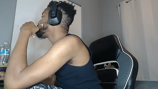 Snapshot of ChrisVacher chatting on December 2024 11:57:02 AM ChrisVacher online show from December 2024 11:57:02 AM