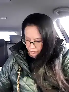 x  KHALEESI  x online show from January 2025 03:04:01 PM