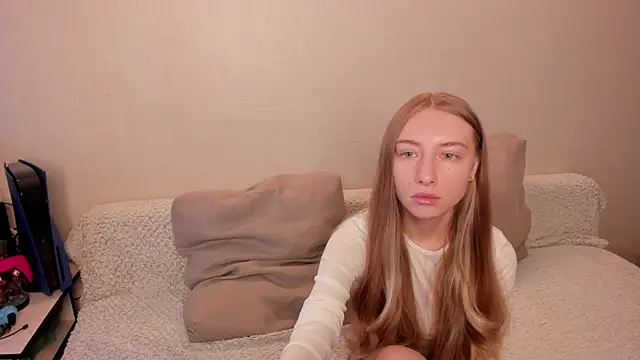 secret dreams   online show from February 2025 08:18:01 AM