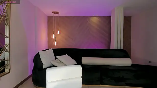 NiaHolland online show from February 2026 06:34:02 PM