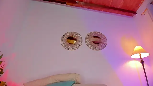 Snapshot of hot_booty_ chatting on February 2026 11:58:02 PM hot booty online show from February 2026 11:58:02 PM