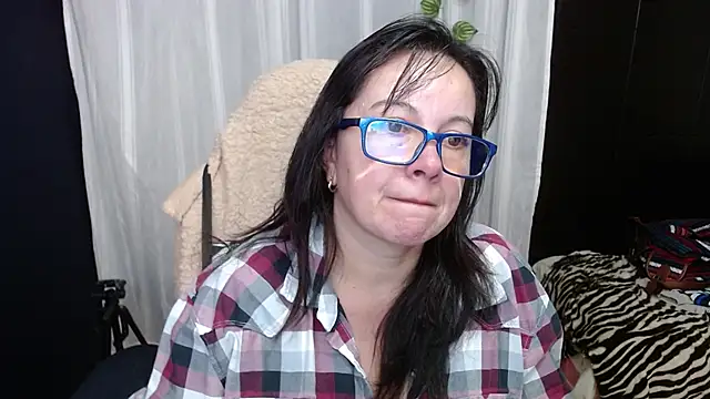 Snapshot of Sonialorens_ chatting on January 2025 08:44:01 PM Sonialorens  online show from January 2025 08:44:01 PM