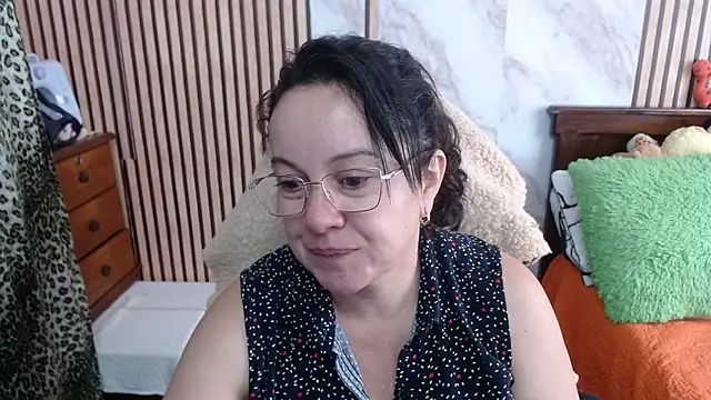 Snapshot of Sonialorens_ chatting on September 2025 09:26:02 PM Sonialorens  online show from September 2025 09:26:02 PM