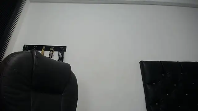 Snapshot of alejandraluxt chatting on January 2025 08:43:01 AM alejandraluxt online show from January 2025 08:43:01 AM