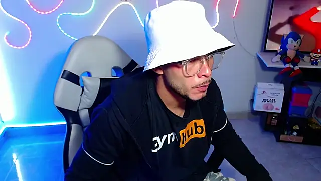 sebastian horny online show from October 2025 07:49:02 AM