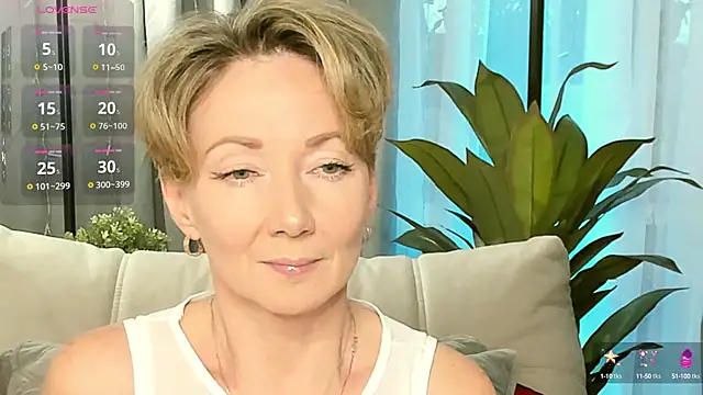 AkexandraFix online show from January 2025 12:52:01 PM