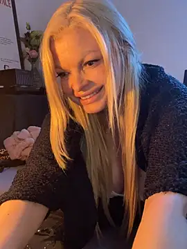 Lisavontease online show from June 2026 03:50:01 PM