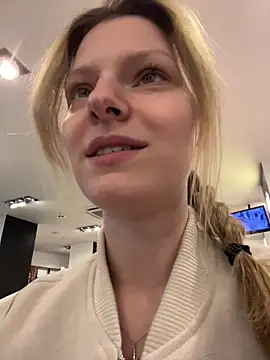 MaryHiggins online show from March 2026 01:33:01 PM