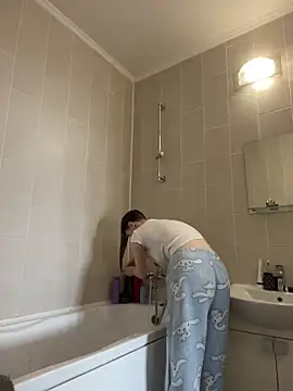 MaryHiggins online show from April 2026 08:30:02 AM