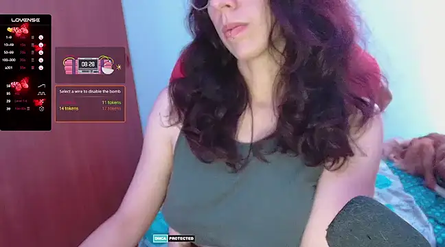 Snapshot of thecherry_Paulette chatting on February 2025 11:43:01 PM thecherry Paulette online show from February 2025 11:43:01 PM