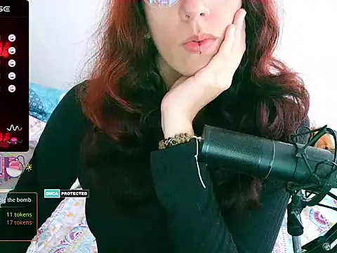 Snapshot of thecherry_Paulette chatting on October 2025 02:10:01 PM thecherry Paulette online show from October 2025 02:10:01 PM