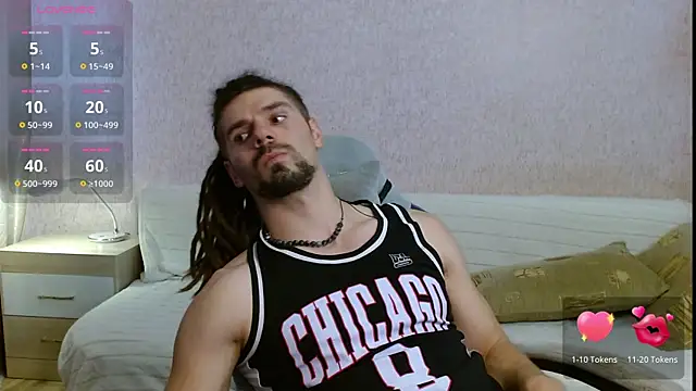 Aestheticguy101 online show from October 2025 11:31:02 AM