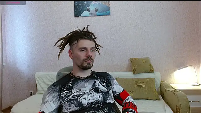 Snapshot of Aestheticguy101 chatting on May 2026 01:07:01 PM Aestheticguy101 online show from May 2026 01:07:01 PM