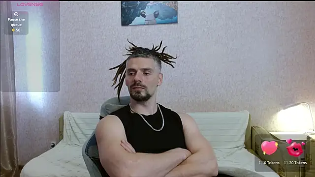 Snapshot of Aestheticguy101 chatting on June 2026 02:33:01 PM Aestheticguy101 online show from June 2026 02:33:01 PM