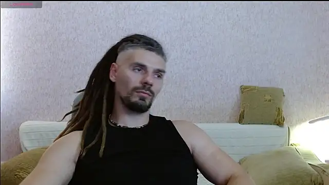 Snapshot of Aestheticguy101 chatting on July 2026 04:31:01 PM Aestheticguy101 online show from July 2026 04:31:01 PM